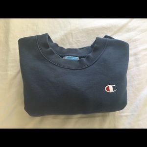 CHAMPION CROPPED SWEATER!